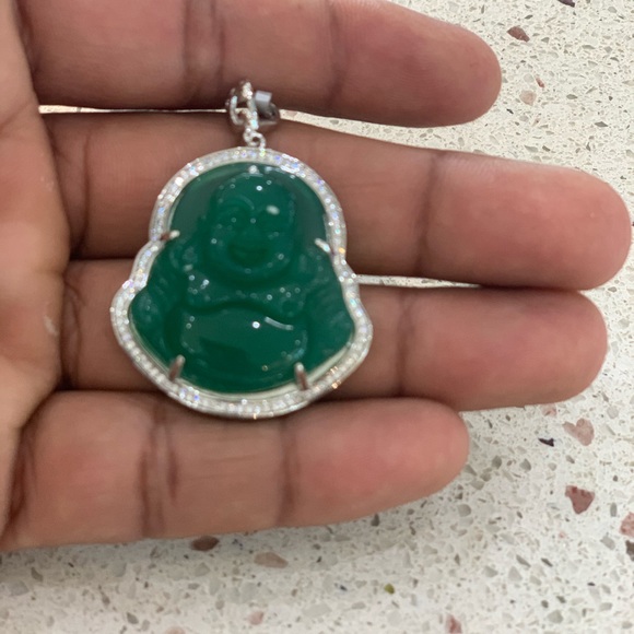 Green jade Buddha - Picture 3 of 3